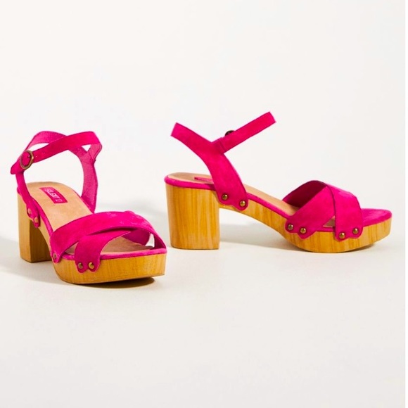NWOB: Silent D Byron Sandals - Fuchsia - 6.5 - Picture 2 of 11